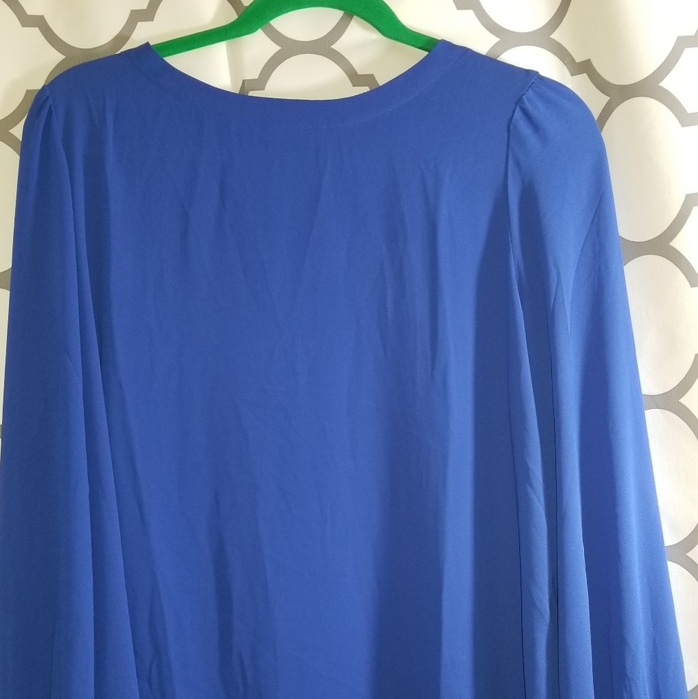 Price ⬇️Loft Women's Blouse- Size M